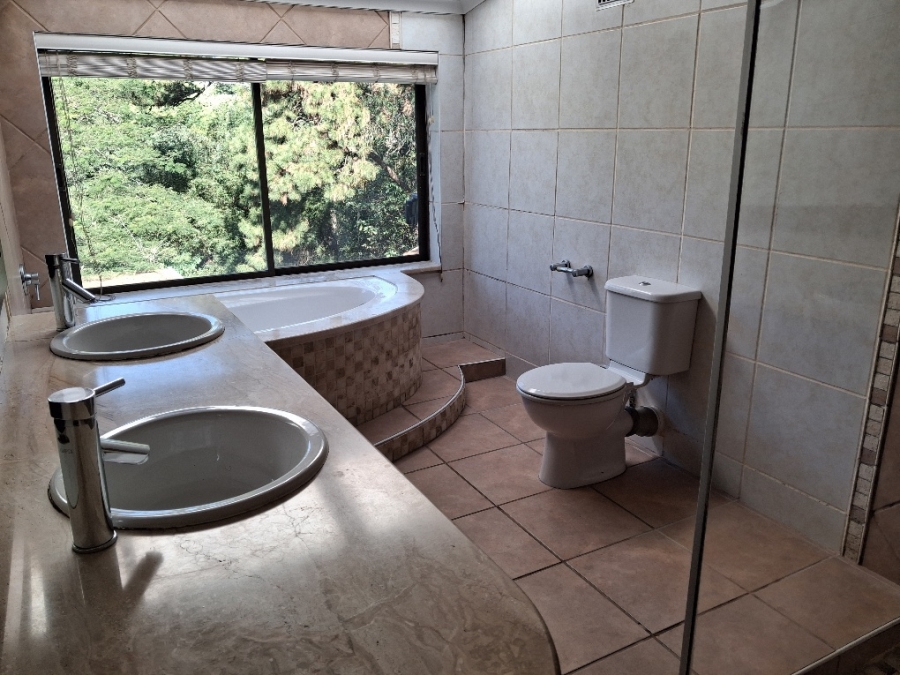 To Let 6 Bedroom Property for Rent in Everton KwaZulu-Natal