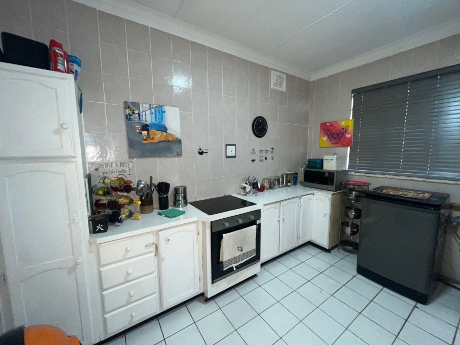 3 Bedroom Property for Sale in Glenwood KwaZulu-Natal