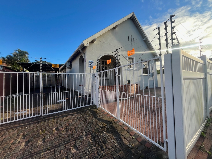 3 Bedroom Property for Sale in Glenwood KwaZulu-Natal