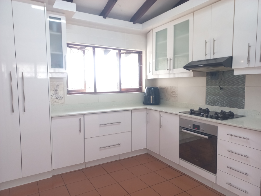 3 Bedroom Property for Sale in Amanzimtoti KwaZulu-Natal