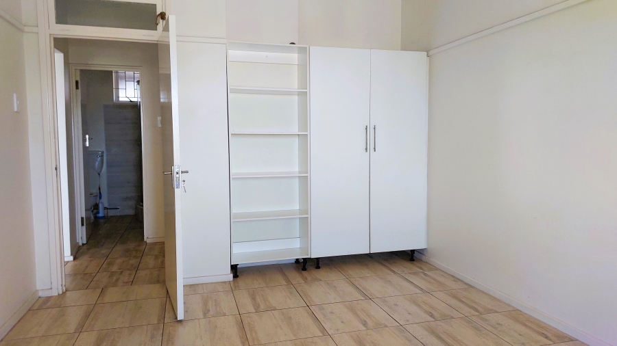 To Let 2 Bedroom Property for Rent in Windermere KwaZulu-Natal