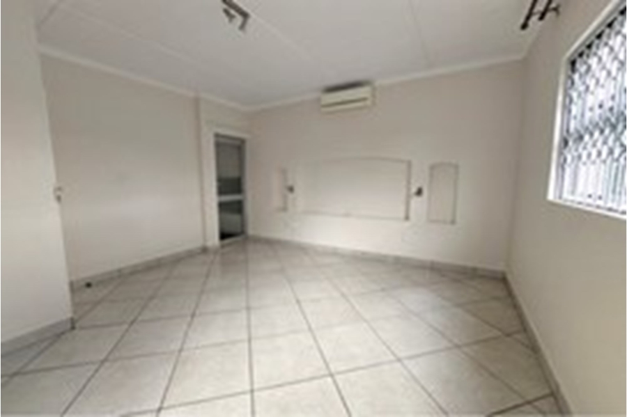 To Let 3 Bedroom Property for Rent in Meer En See KwaZulu-Natal