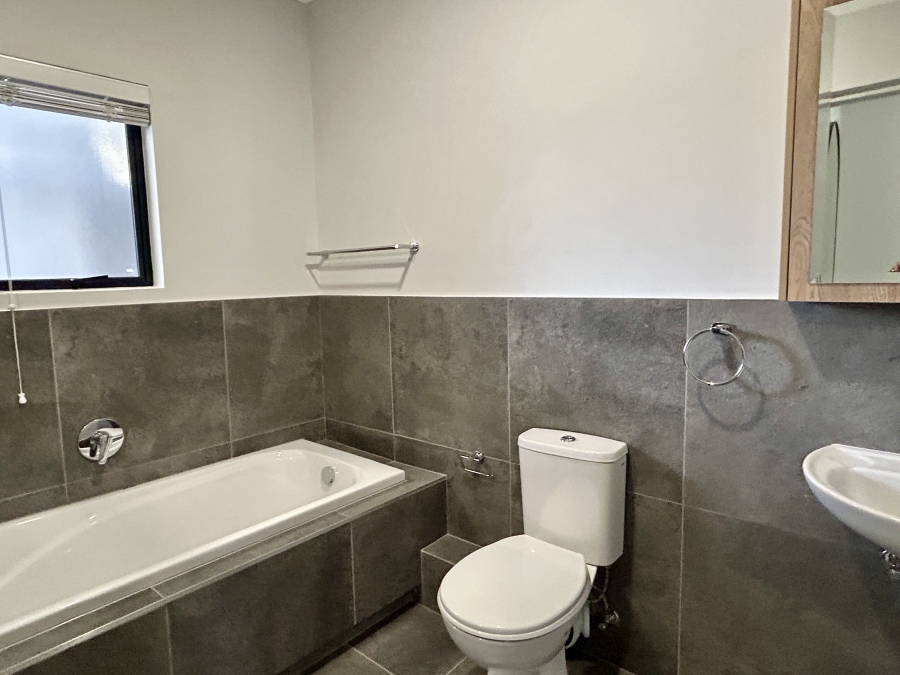 3 Bedroom Property for Sale in Westbrook KwaZulu-Natal