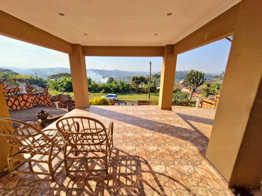 4 Bedroom Property for Sale in Dawncrest KwaZulu-Natal