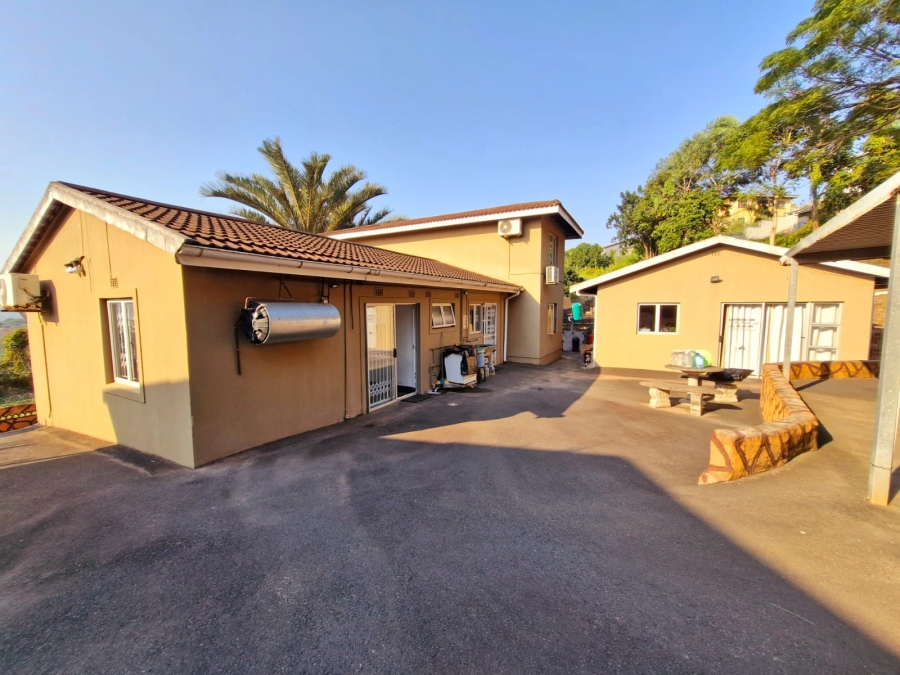 4 Bedroom Property for Sale in Dawncrest KwaZulu-Natal