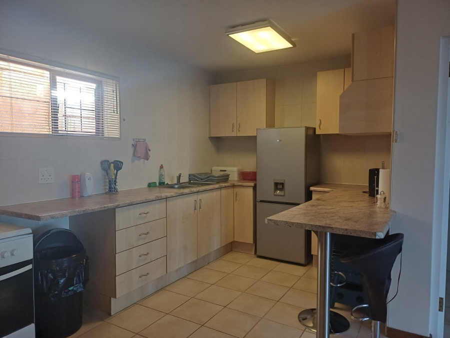 To Let 1 Bedroom Property for Rent in Montrose KwaZulu-Natal