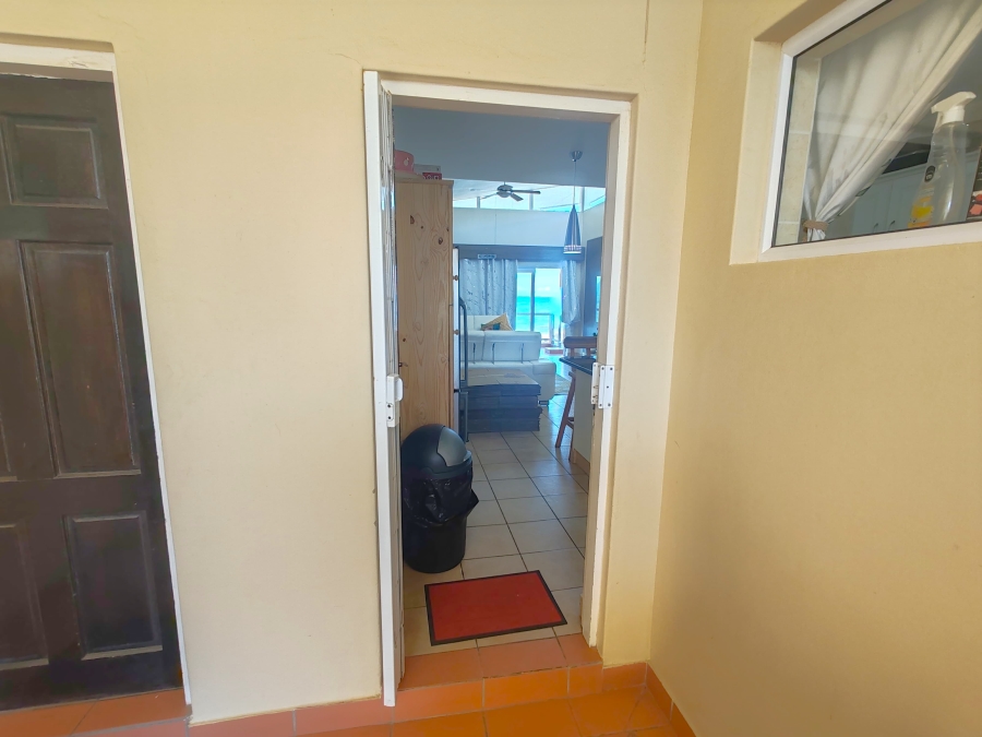 To Let 3 Bedroom Property for Rent in Lawrence Rocks KwaZulu-Natal