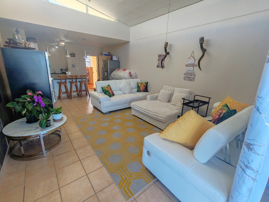 To Let 3 Bedroom Property for Rent in Lawrence Rocks KwaZulu-Natal