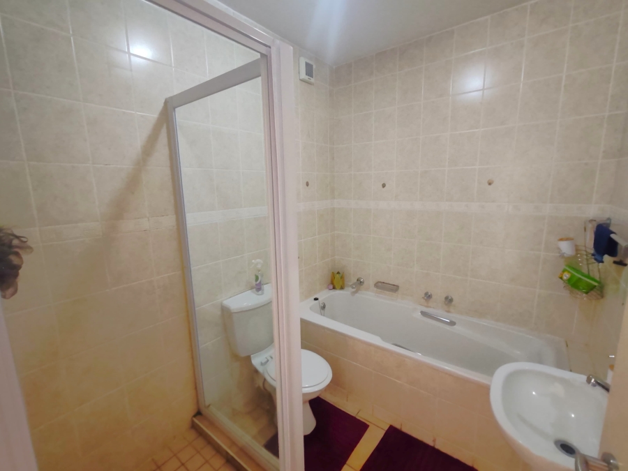 To Let 3 Bedroom Property for Rent in Lawrence Rocks KwaZulu-Natal