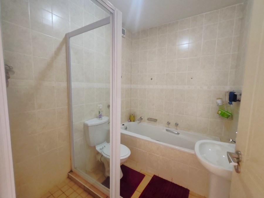 To Let 3 Bedroom Property for Rent in Lawrence Rocks KwaZulu-Natal