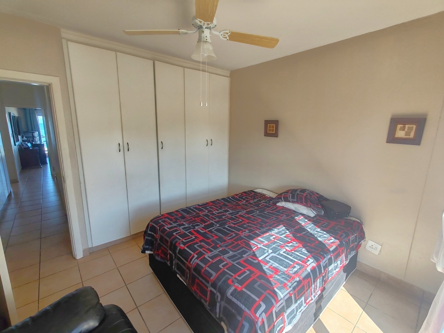 To Let 3 Bedroom Property for Rent in Lawrence Rocks KwaZulu-Natal