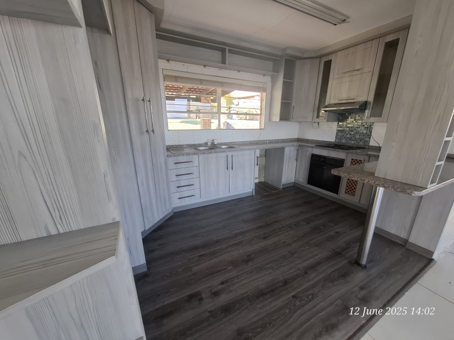 2 Bedroom Property for Sale in Signal Hill KwaZulu-Natal