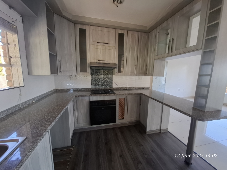 2 Bedroom Property for Sale in Signal Hill KwaZulu-Natal