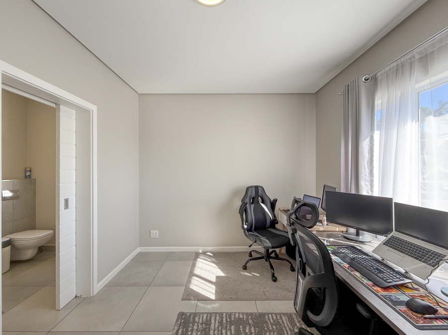 2 Bedroom Property for Sale in Manor Estates KwaZulu-Natal
