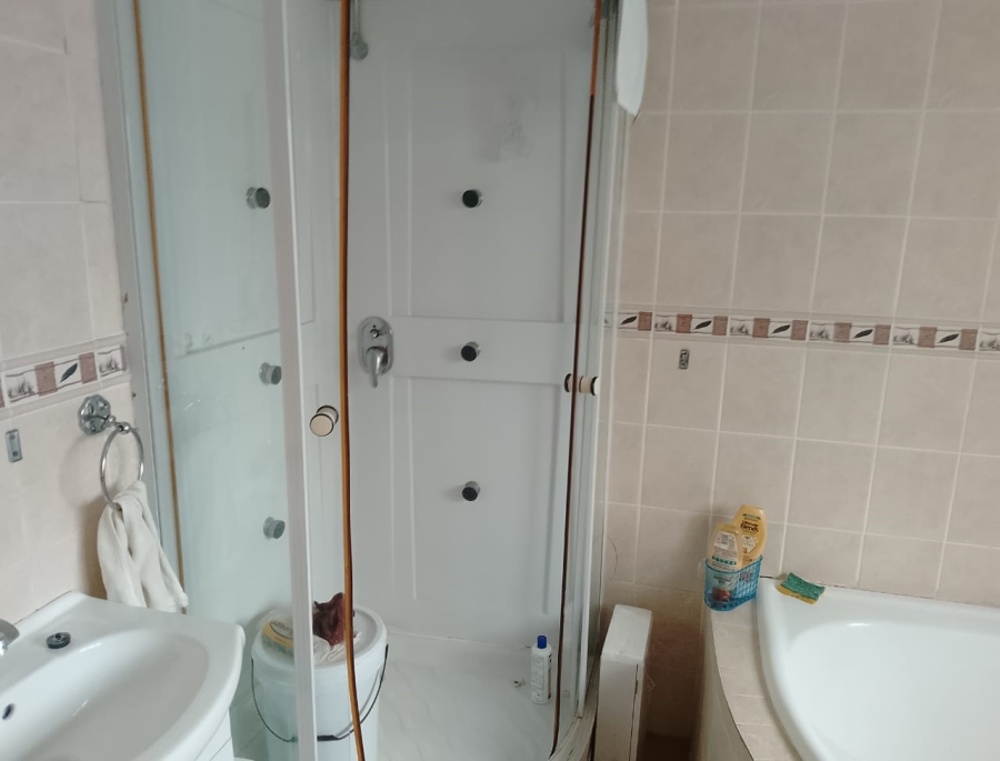 3 Bedroom Property for Sale in Glenwood KwaZulu-Natal