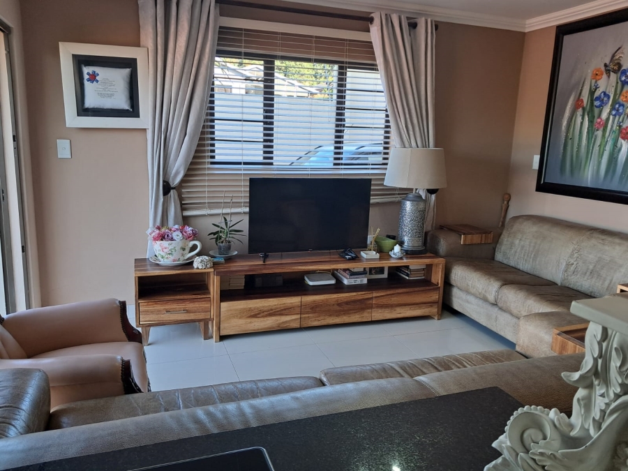 4 Bedroom Property for Sale in Ballito Central KwaZulu-Natal