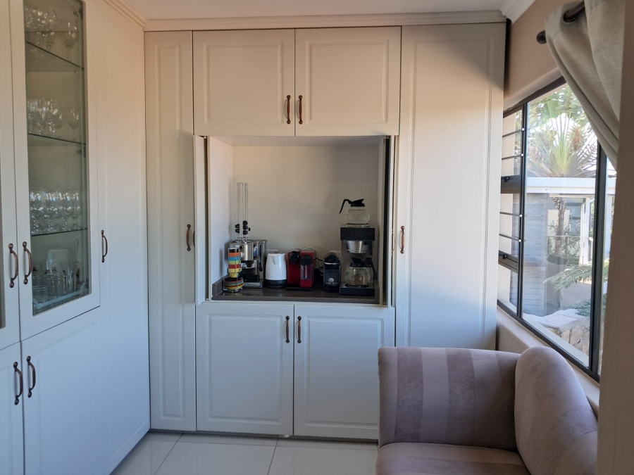 4 Bedroom Property for Sale in Ballito Central KwaZulu-Natal
