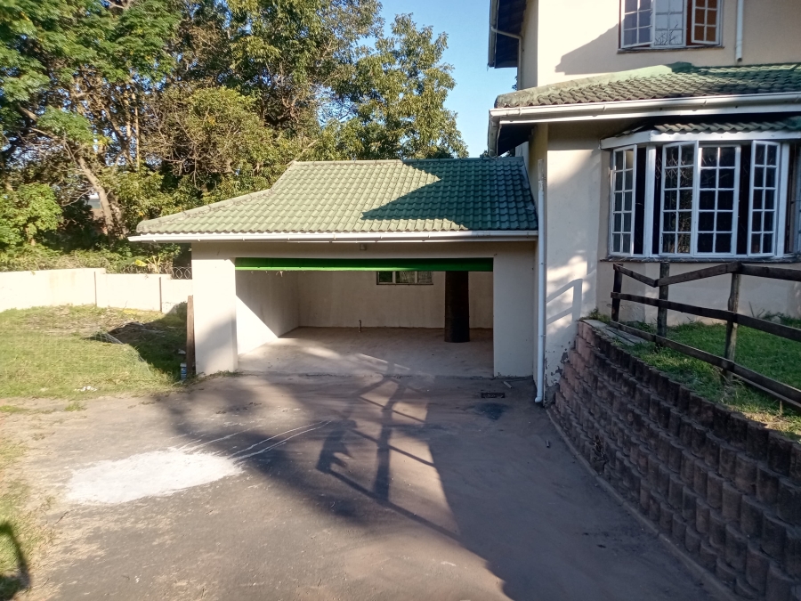 4 Bedroom Property for Sale in Mount Vernon KwaZulu-Natal