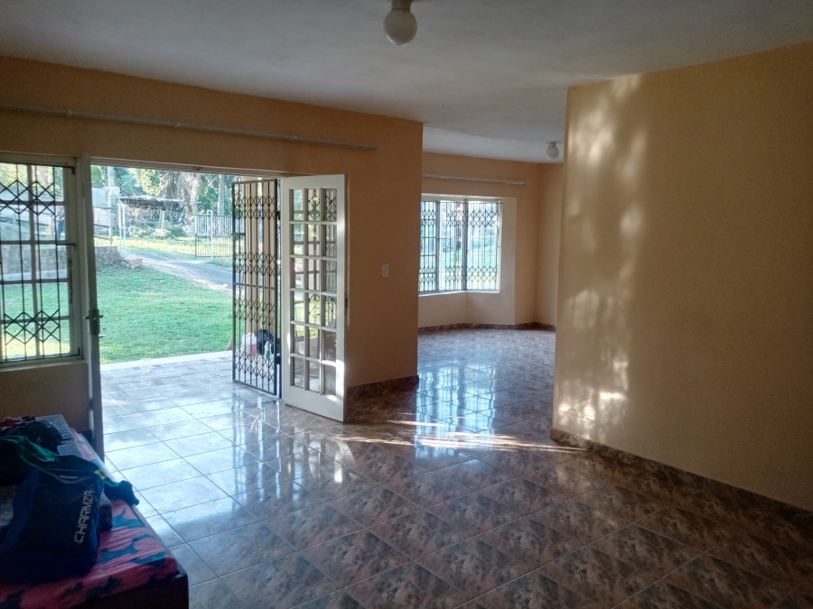 4 Bedroom Property for Sale in Mount Vernon KwaZulu-Natal