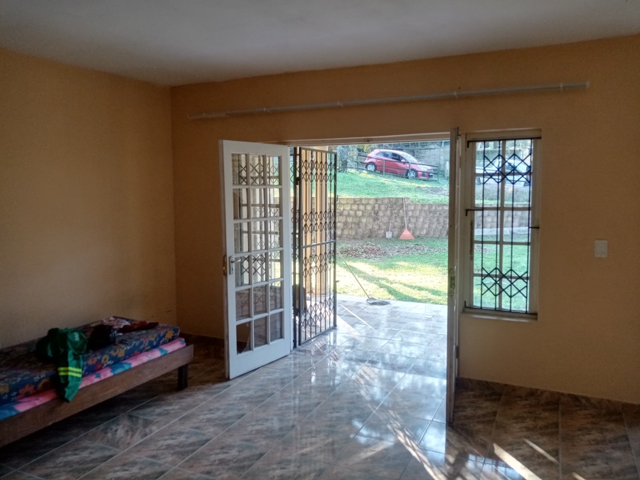 4 Bedroom Property for Sale in Mount Vernon KwaZulu-Natal