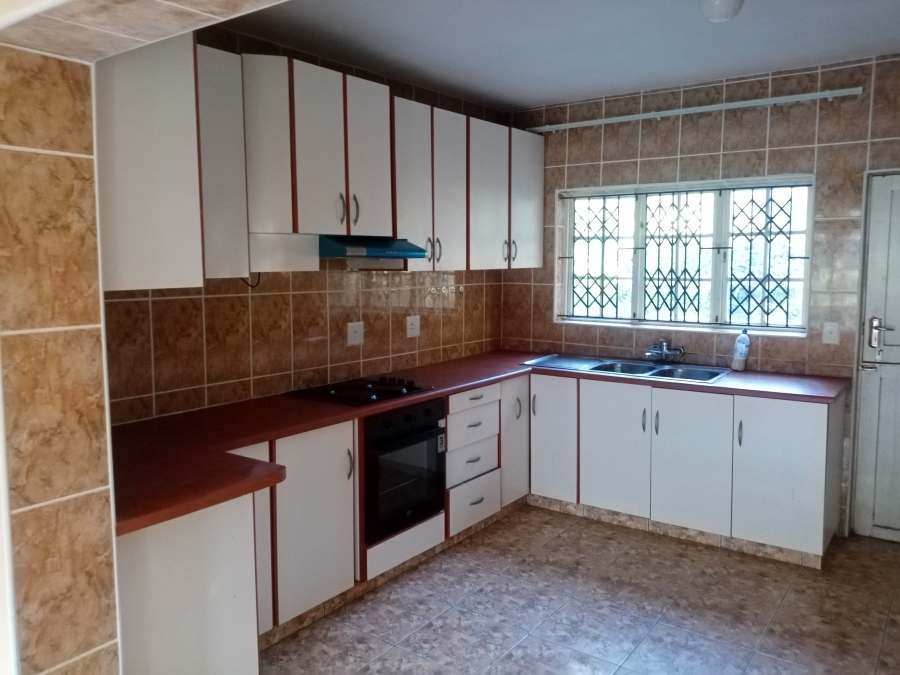 4 Bedroom Property for Sale in Mount Vernon KwaZulu-Natal