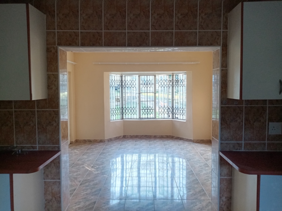 4 Bedroom Property for Sale in Mount Vernon KwaZulu-Natal
