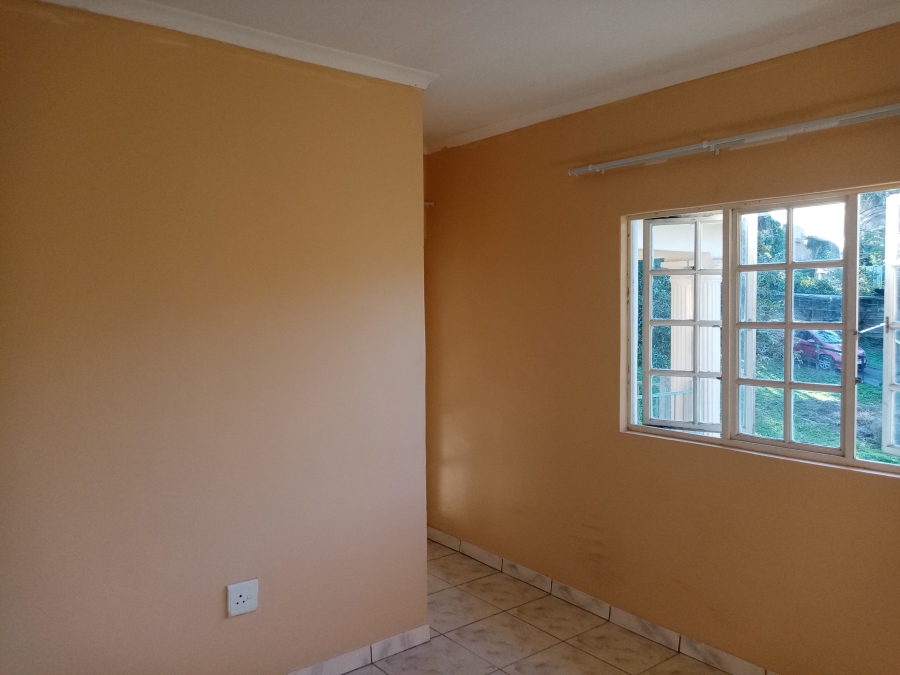 4 Bedroom Property for Sale in Mount Vernon KwaZulu-Natal