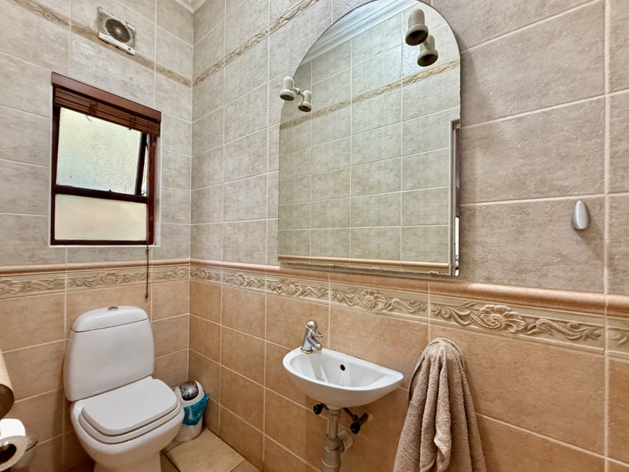 4 Bedroom Property for Sale in Ballito Central KwaZulu-Natal
