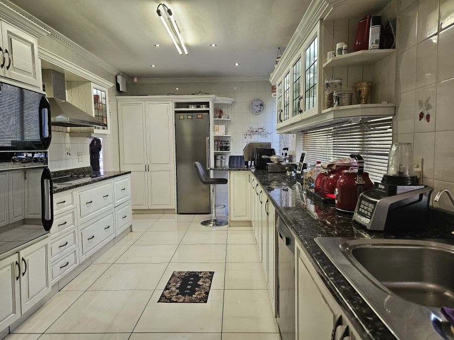 4 Bedroom Property for Sale in Westville Central KwaZulu-Natal