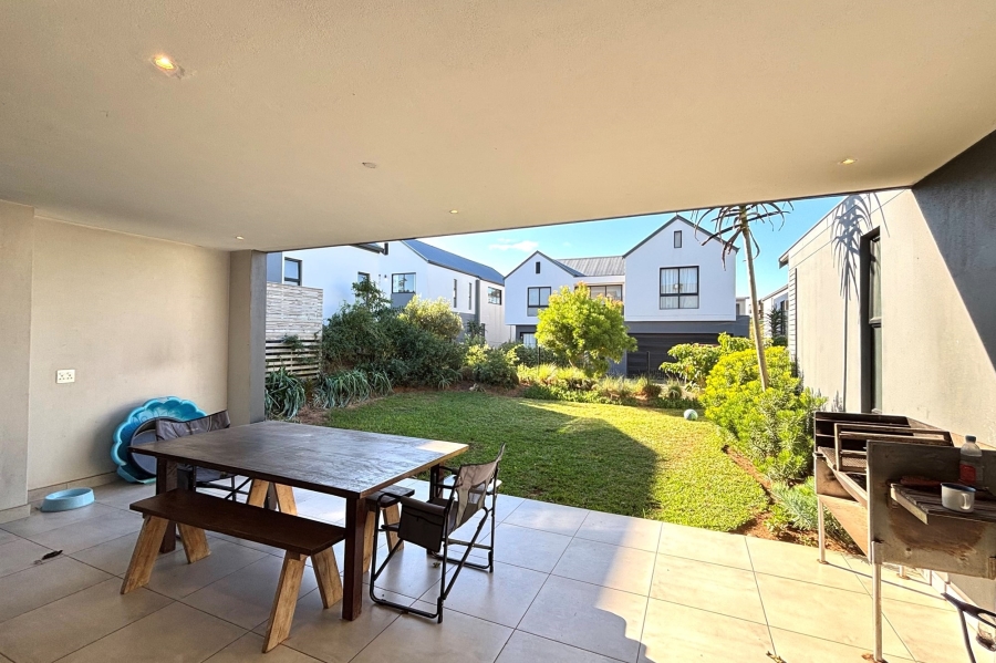 To Let 3 Bedroom Property for Rent in Zululami Coastal Estate KwaZulu-Natal