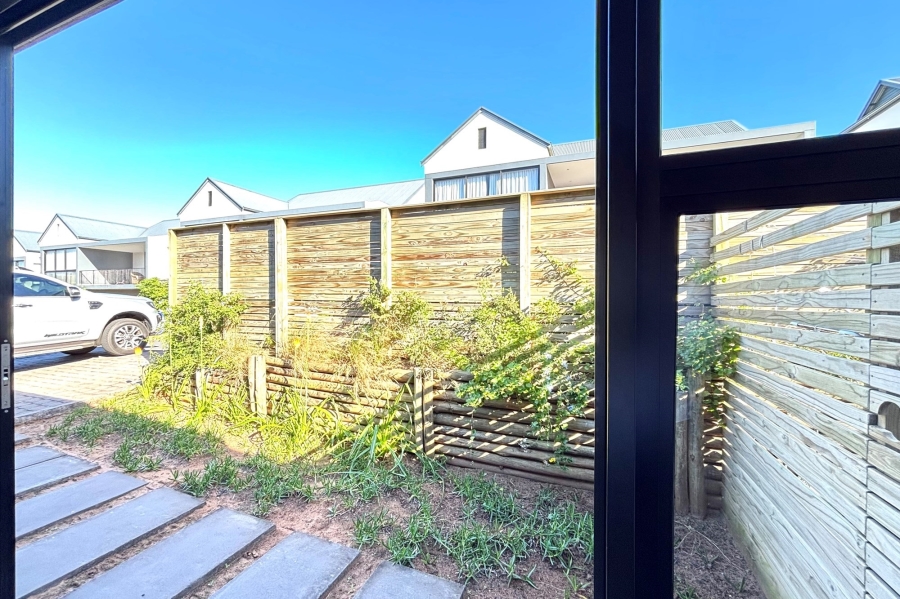 To Let 3 Bedroom Property for Rent in Zululami Coastal Estate KwaZulu-Natal
