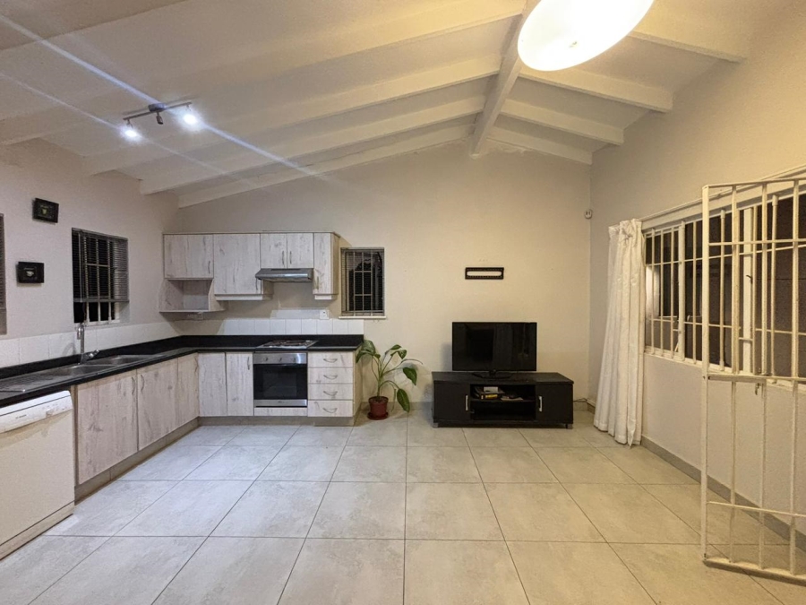 To Let 2 Bedroom Property for Rent in Dawncliffe KwaZulu-Natal