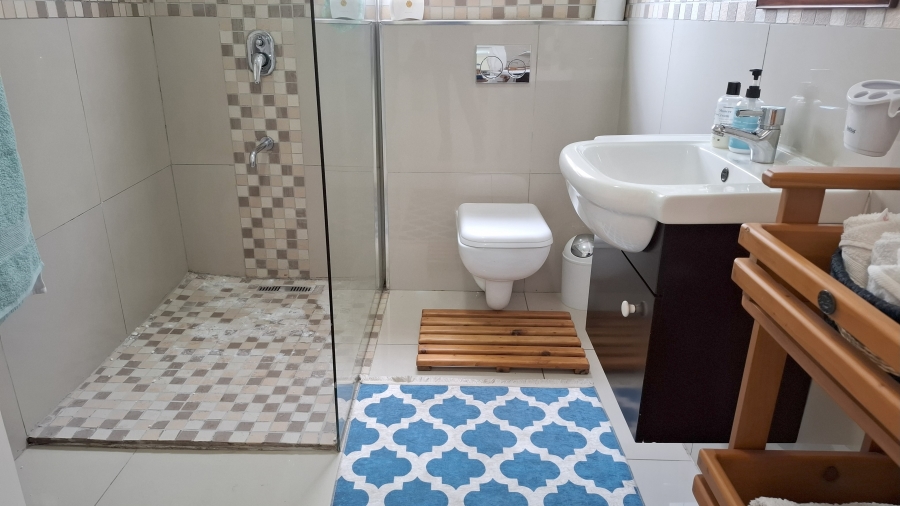 2 Bedroom Property for Sale in Ballitoville KwaZulu-Natal
