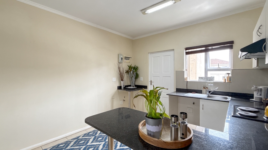 2 Bedroom Property for Sale in Ballitoville KwaZulu-Natal