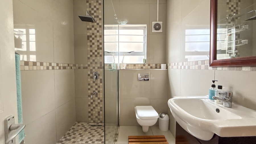 2 Bedroom Property for Sale in Ballitoville KwaZulu-Natal