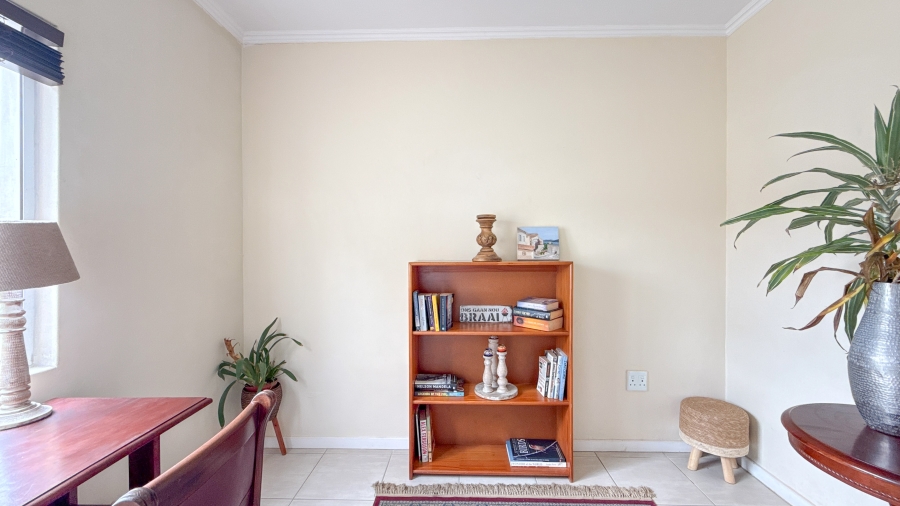 2 Bedroom Property for Sale in Ballitoville KwaZulu-Natal