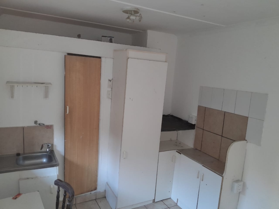 To Let 1 Bedroom Property for Rent in Bluff KwaZulu-Natal