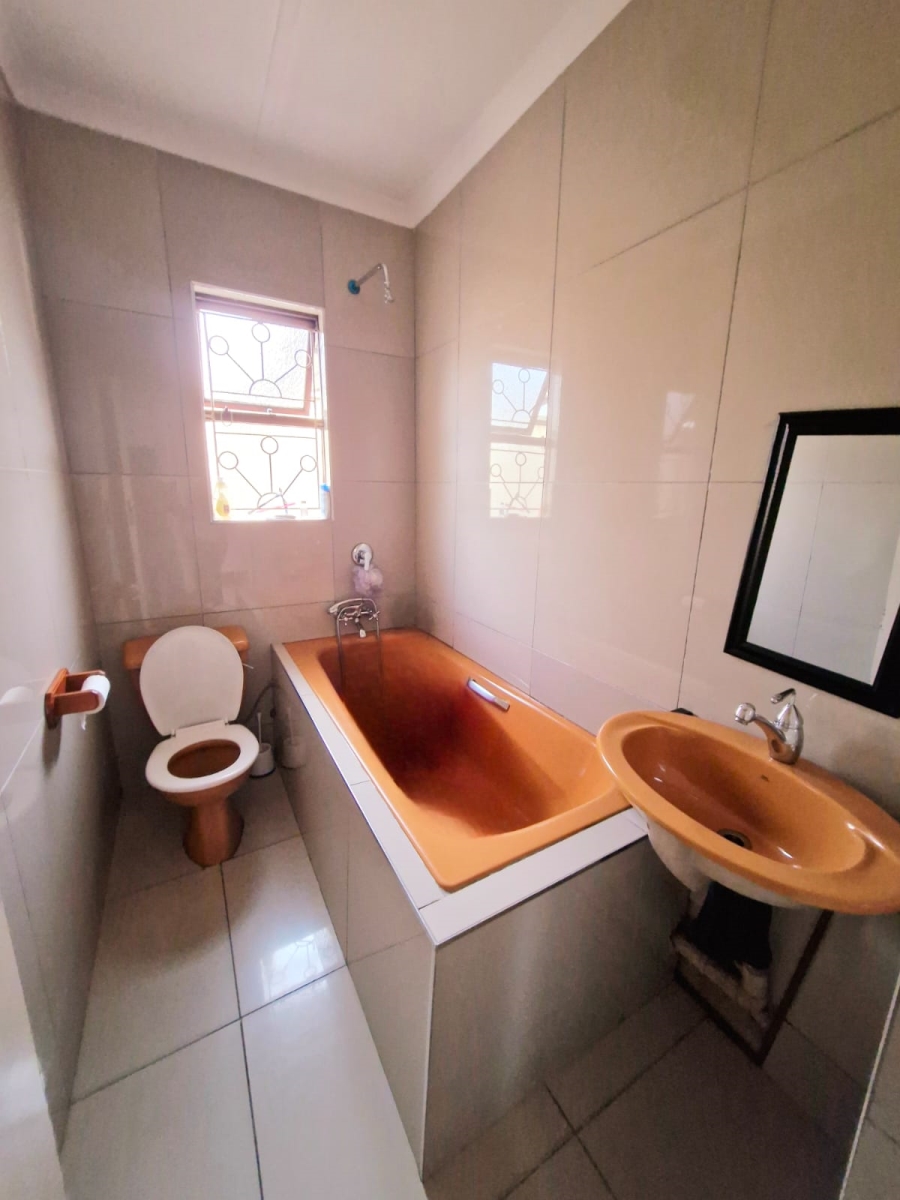 3 Bedroom Property for Sale in Palmview KwaZulu-Natal