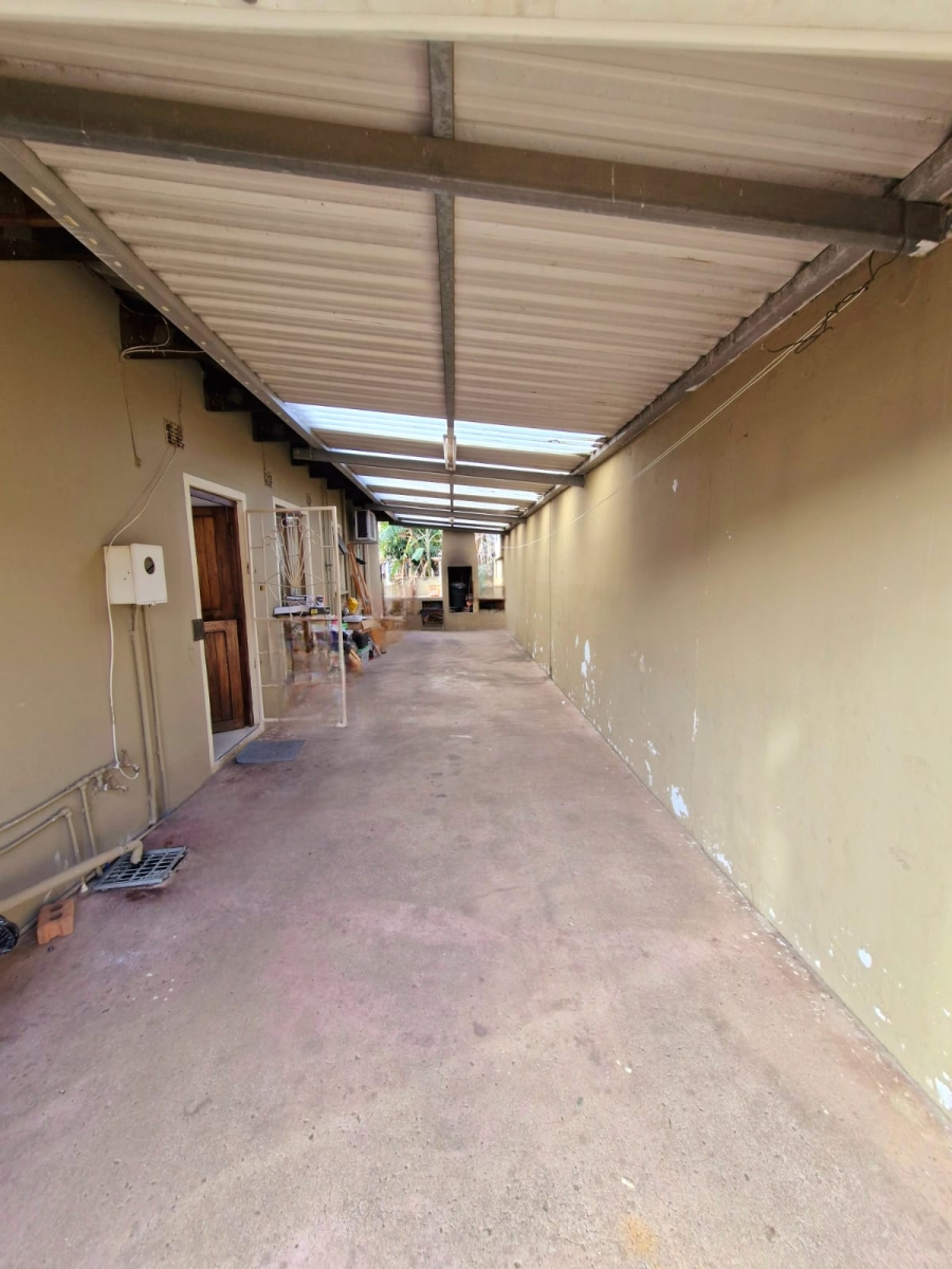 3 Bedroom Property for Sale in Palmview KwaZulu-Natal