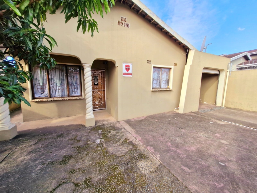 3 Bedroom Property for Sale in Palmview KwaZulu-Natal