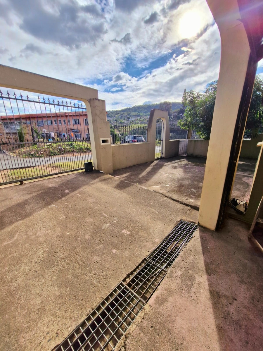3 Bedroom Property for Sale in Palmview KwaZulu-Natal