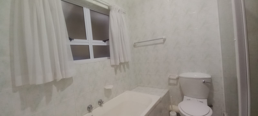 2 Bedroom Property for Sale in Manaba Beach KwaZulu-Natal