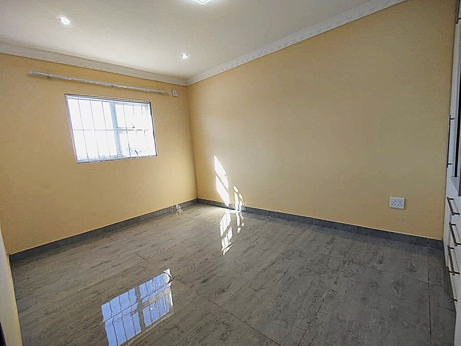 To Let 2 Bedroom Property for Rent in Bluff KwaZulu-Natal