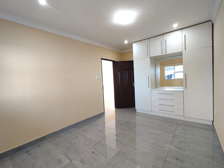 To Let 2 Bedroom Property for Rent in Bluff KwaZulu-Natal