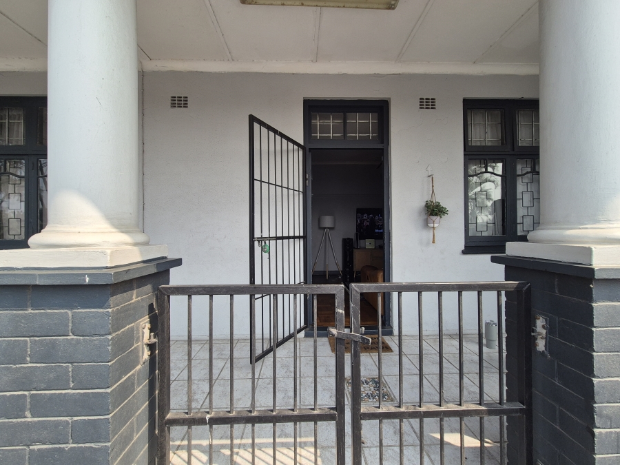 To Let 4 Bedroom Property for Rent in Montclair KwaZulu-Natal