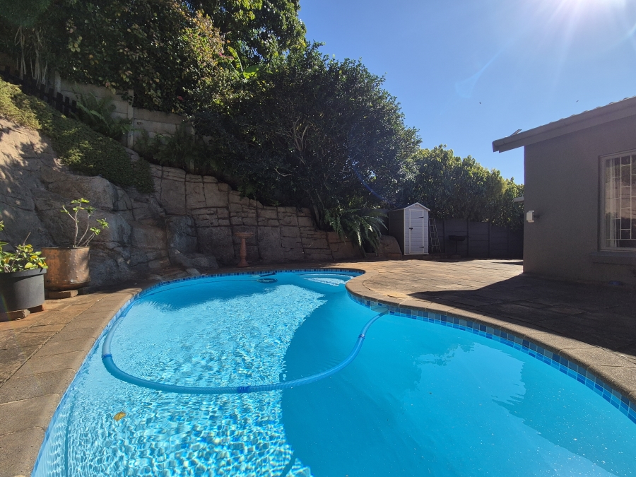 4 Bedroom Property for Sale in Ballito Central KwaZulu-Natal