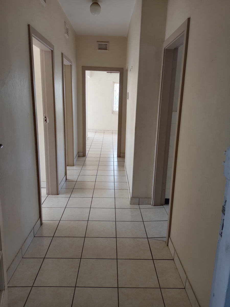 To Let 2 Bedroom Property for Rent in Montclair KwaZulu-Natal