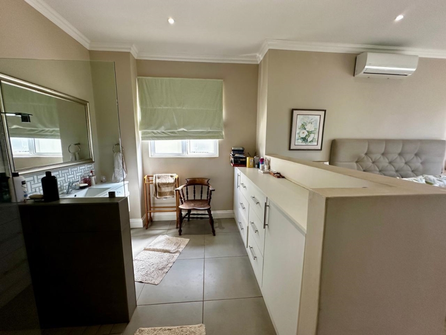 2 Bedroom Property for Sale in Mount Edgecombe KwaZulu-Natal