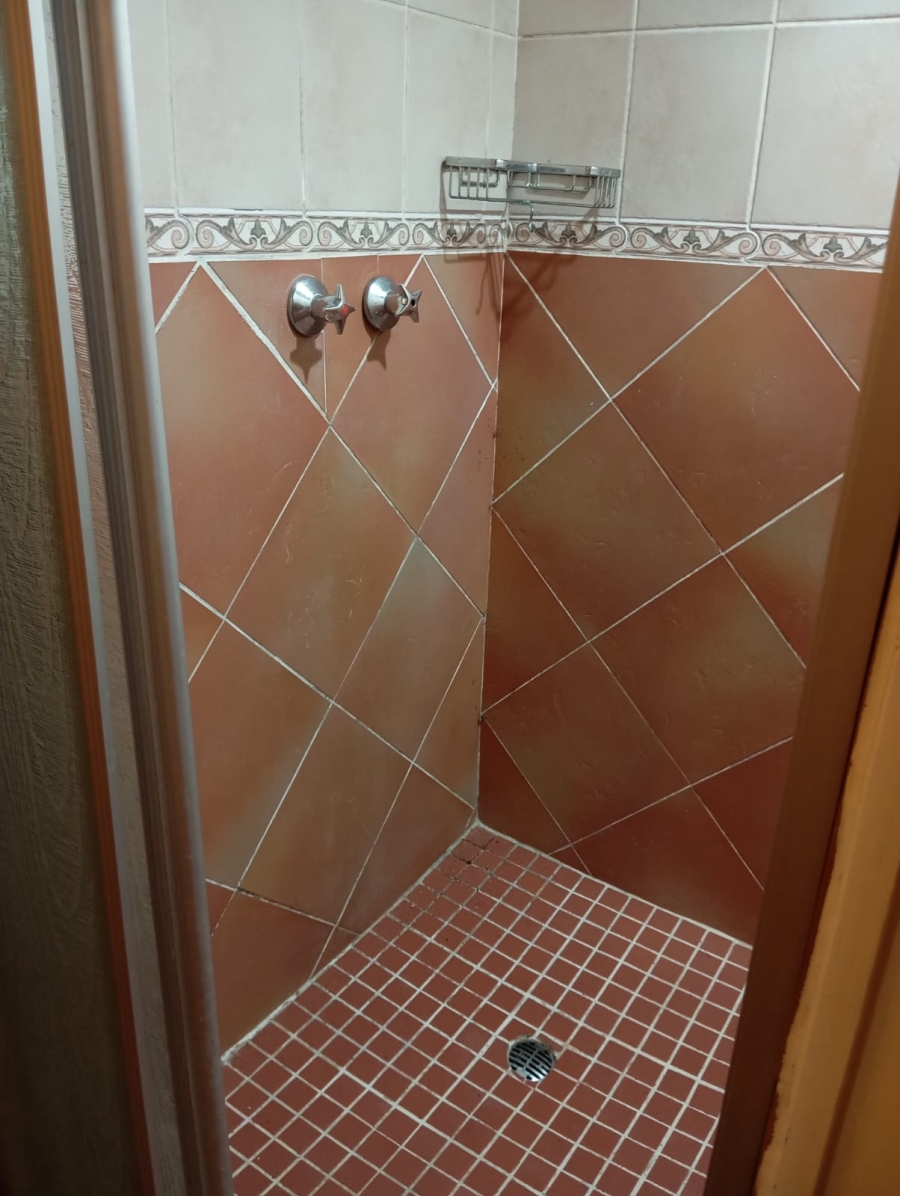 To Let 1 Bedroom Property for Rent in Glen Hills KwaZulu-Natal