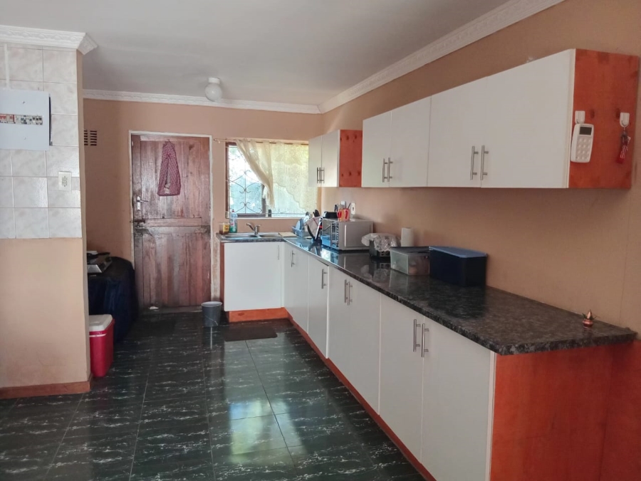 3 Bedroom Property for Sale in Brackenham KwaZulu-Natal